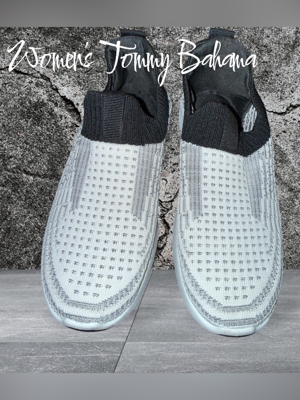 Tommy Bahama Women's Sneaker Size 6.5 Memory Foam Gray Knit Slip On Sneakers